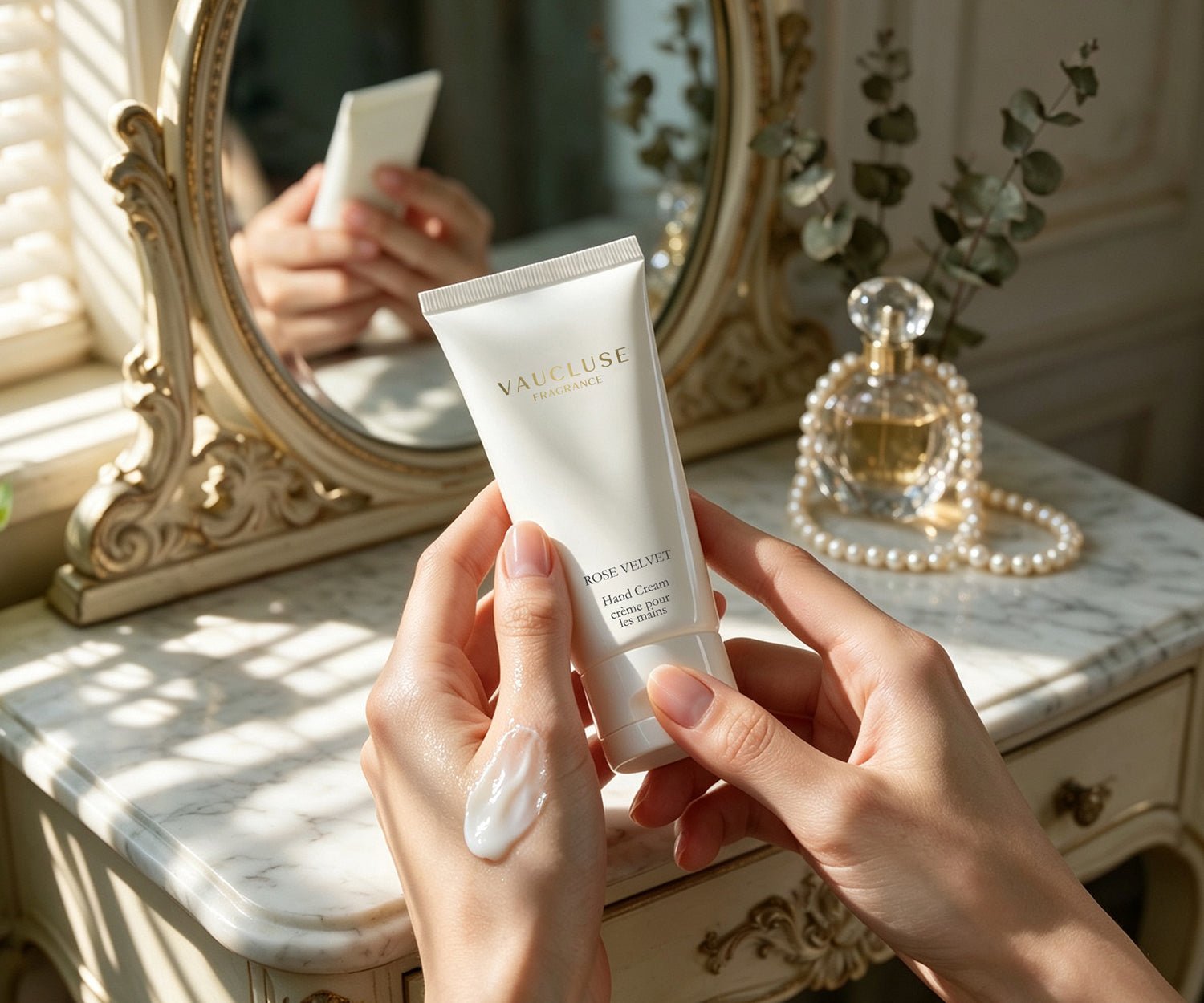 Best Hydrating Luxury Hand Cream: The Science of Smooth - VAUCLUSE