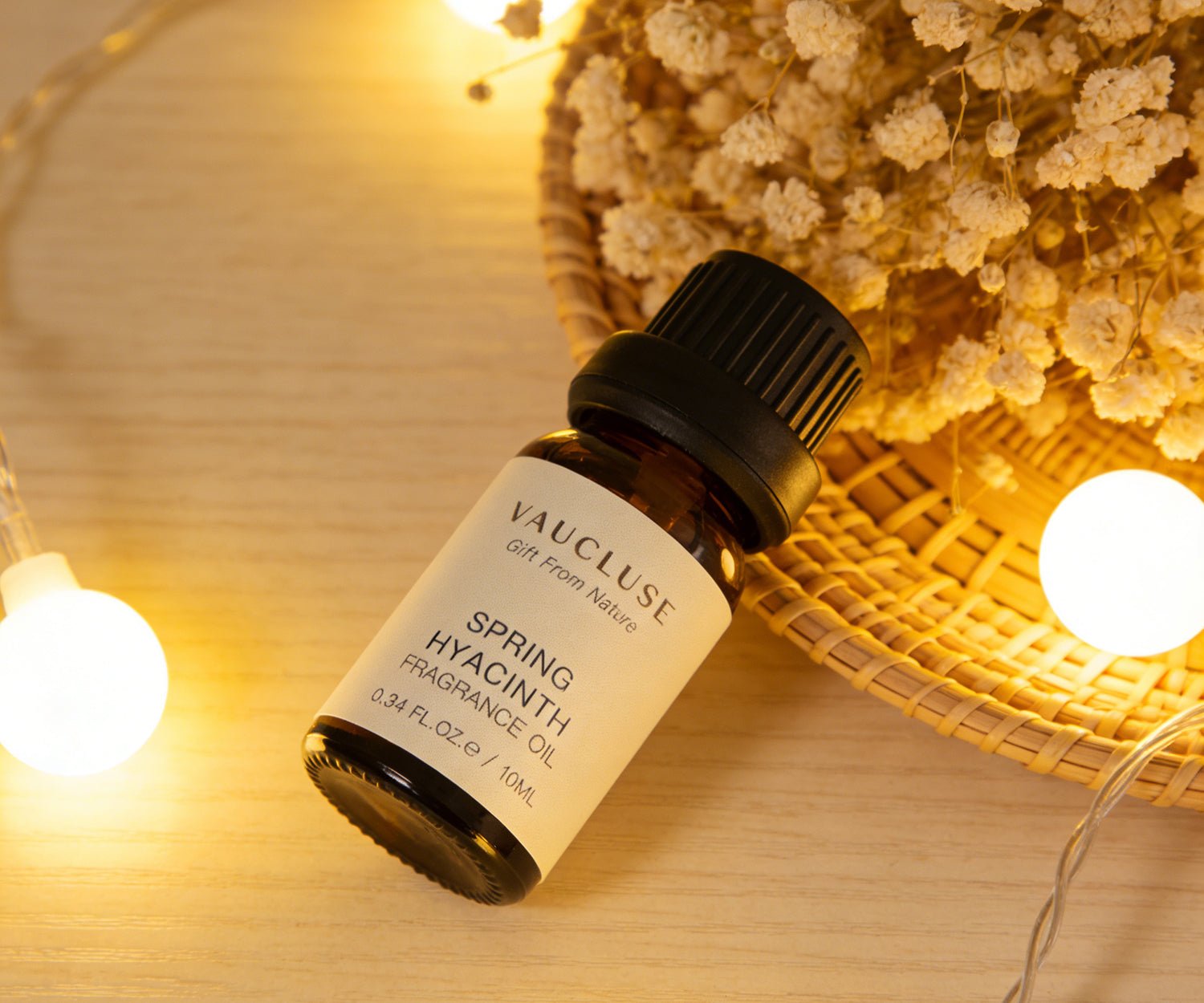 The Art of Aroma: A Guide to Using Essential Oils Safely - VAUCLUSE