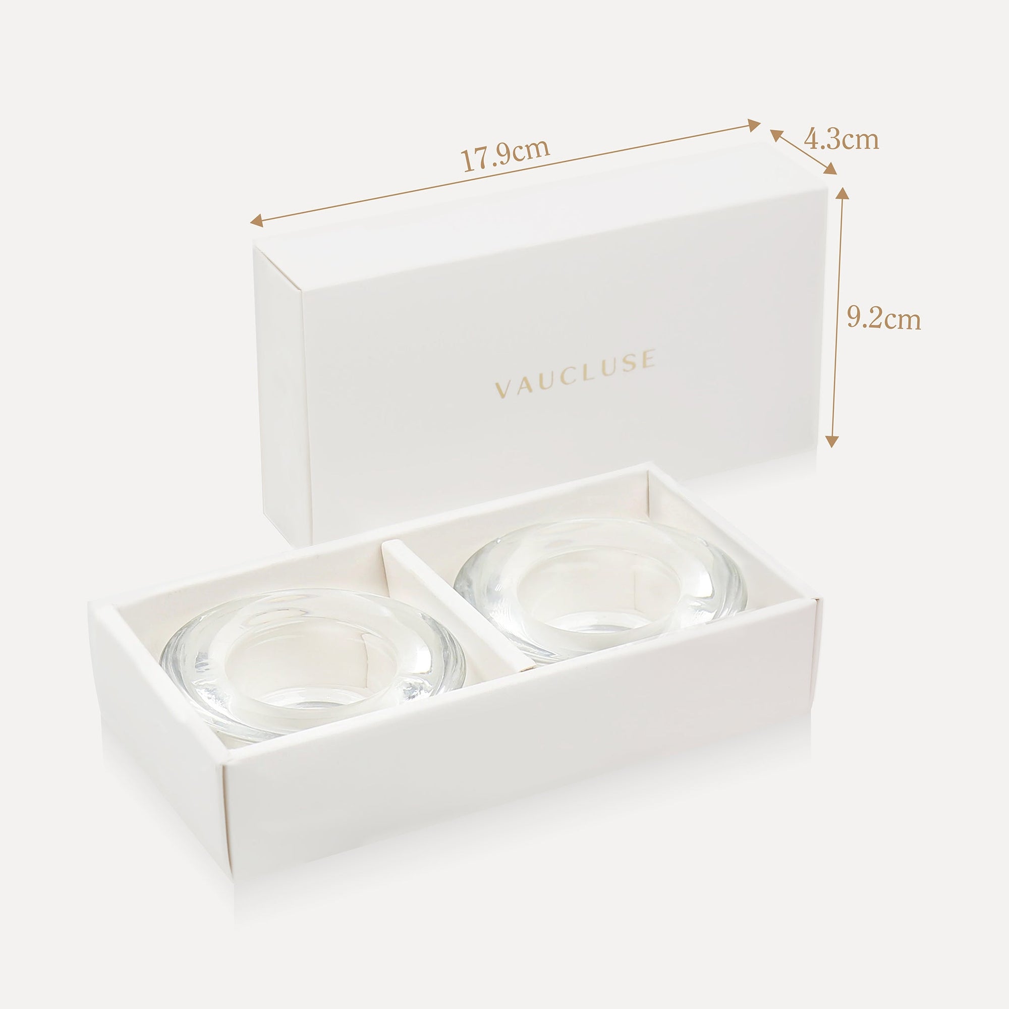 Size specification diagram outlining the exact dimensions of 17.9 cm length, 5.2 cm width, and 9.2 cm height for the luxury tealight candle holder gift packaging.